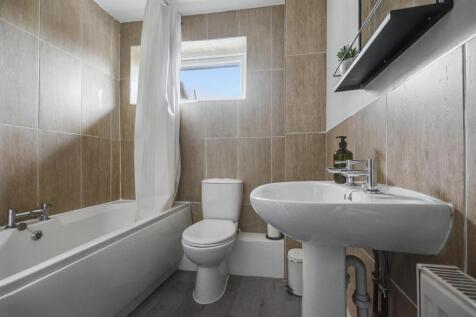 Bathroom.jpeg