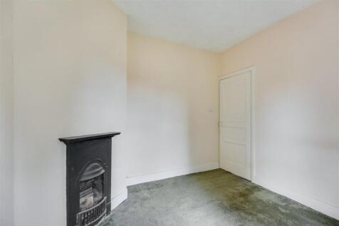 Bedroom 2_2.jpeg