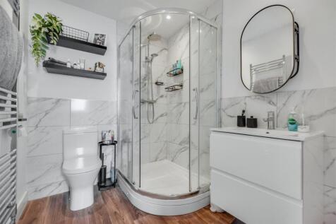 Bathroom.jpeg