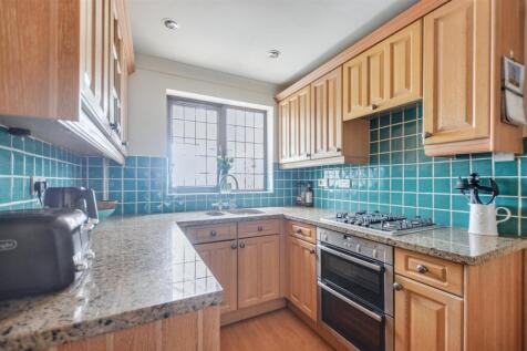 Kitchen_2.jpeg
