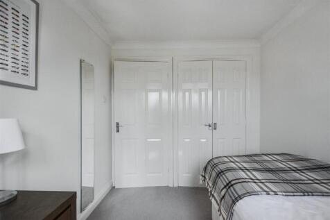 Bedroom 3_2.jpeg