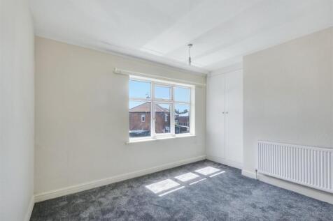 Bedroom 1.jpeg