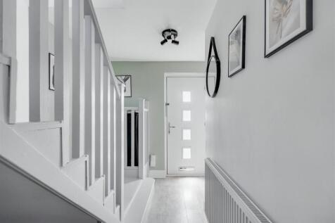 Entrance Hall_2.jpeg