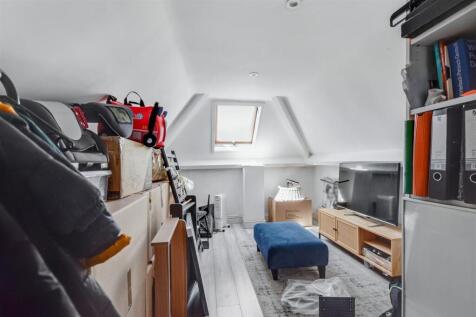 Attic Room_1.jpeg