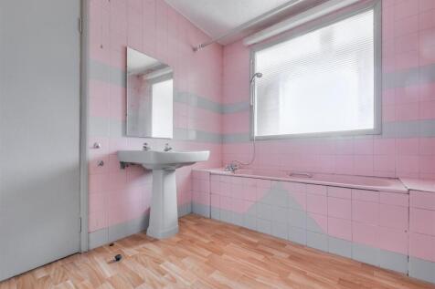 Bathroom.jpeg