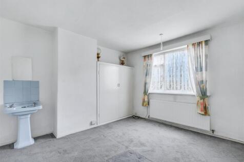 Bedroom 3.jpeg