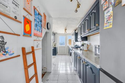 Kitchen_1 copy.jpg