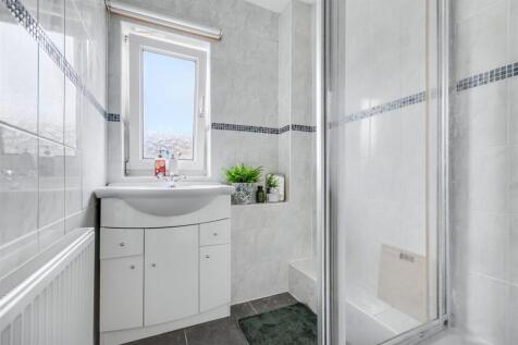 Shower Room.jpeg