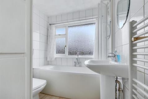 Bathroom.jpeg