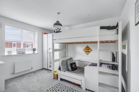 Bedroom 2_1.jpeg