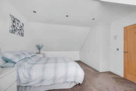 Bedroom 3_2.jpeg