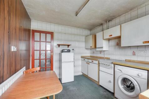 Kitchen_2.jpeg