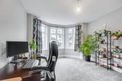 Sitting Room_1.jpeg