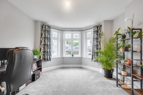 Sitting Room_2.jpeg