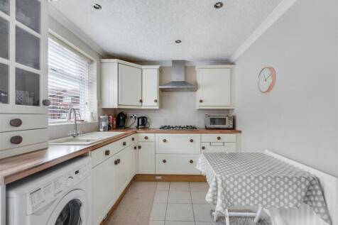 Kitchen_1.jpeg