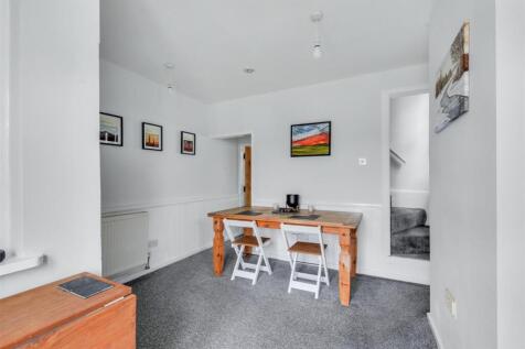 Dining Room_2.jpeg
