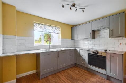 Kitchen_2.jpeg