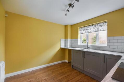 Kitchen_1.jpeg
