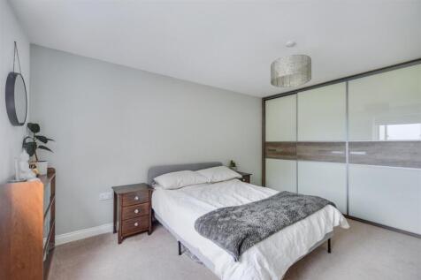 Bedroom 2_1.jpeg