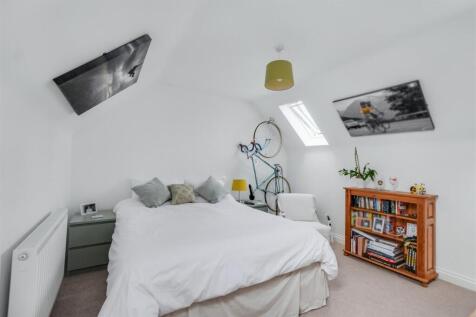 Bedroom 5_2.jpeg