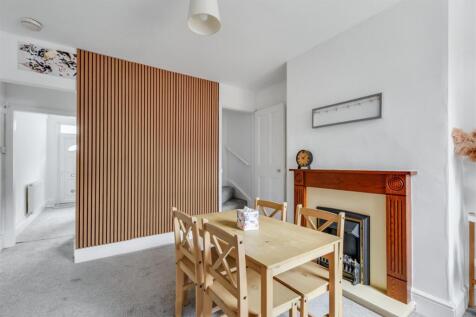 Dining Room_1.jpeg