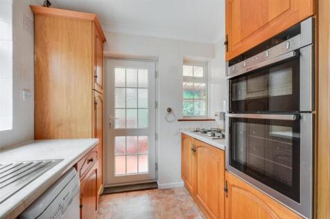 Kitchen_2.jpeg