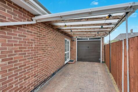 Carport.jpeg