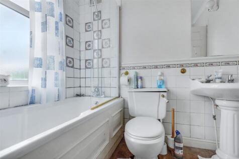 Bathroom.jpeg