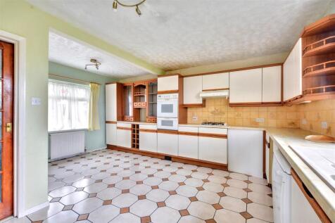 Kitchen_1.jpeg