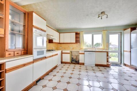 Kitchen_2.jpeg