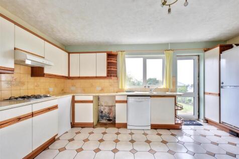 Kitchen_3.jpeg