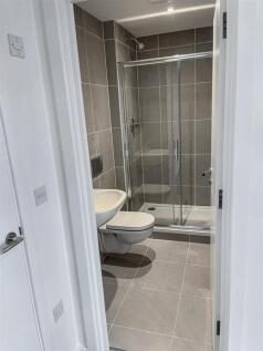 Ensuite.jpeg
