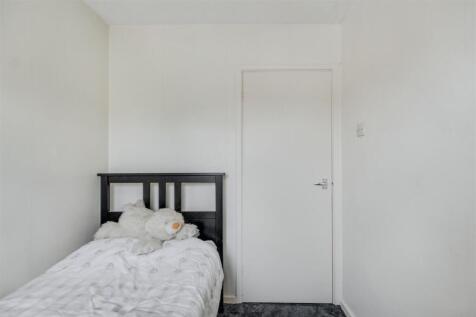 Bedroom 3_2.jpeg