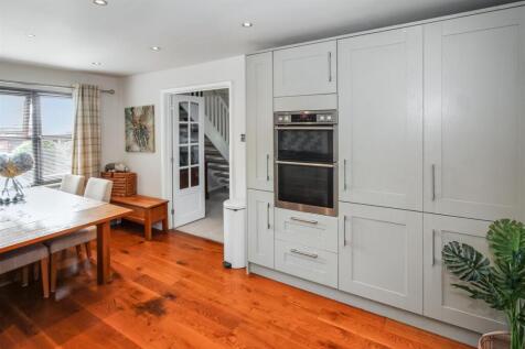 dining kitchen (2).jpeg