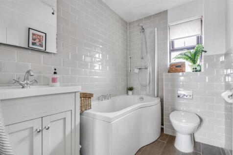 Bathroom.jpeg