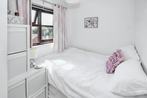 bedroom 3.jpeg