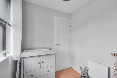 Bedroom 3_2.jpeg