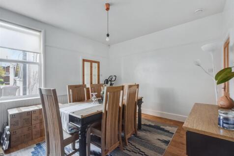 Dining Room_2.jpeg