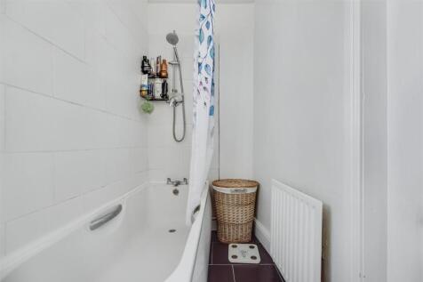 Bathroom_1.jpeg