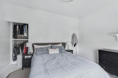 Bedroom 1_3.jpeg