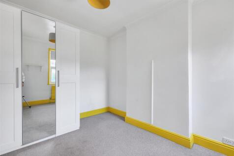 Bedroom 2_2.jpeg