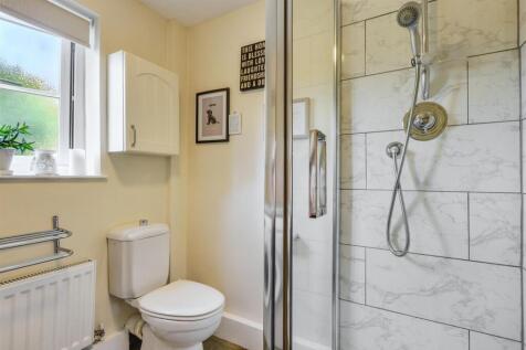 Utility_Shower Room_1.jpeg