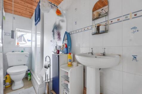 Bathroom.jpeg
