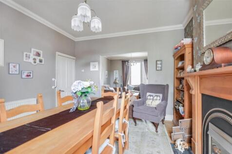 Dining Room_2.jpeg