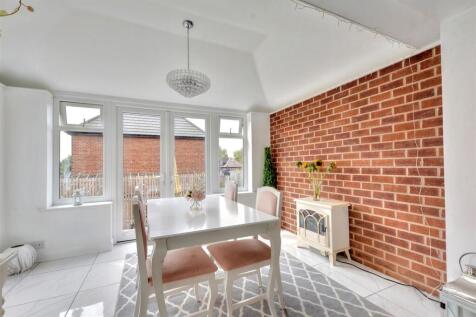 Dining Area_ (2).jpeg