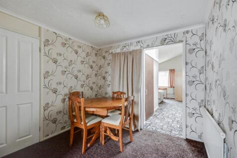 Dining Room_1.jpeg