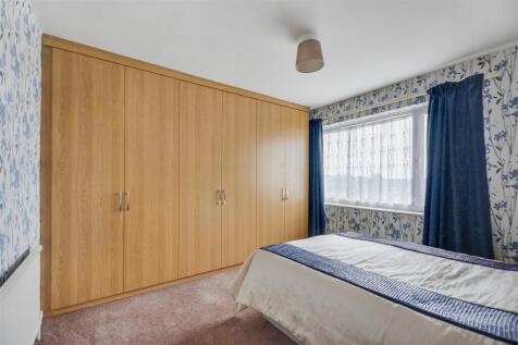 Bedroom 2_1.jpeg