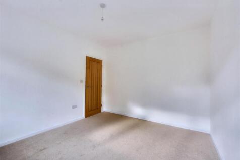 Bedroom 2_2.jpeg