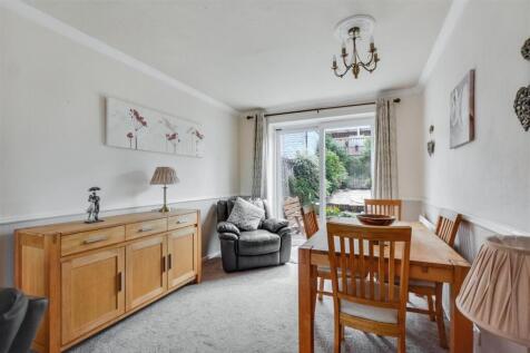 Dining Room_1.jpeg