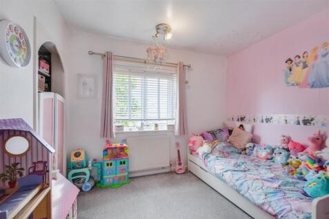 Bedroom 2_1.jpeg